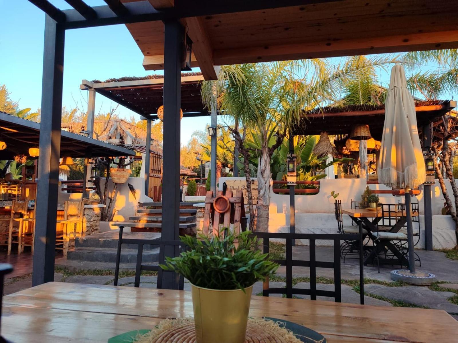 Riad Bella Montana Aïn Cheggag Extérieur photo
